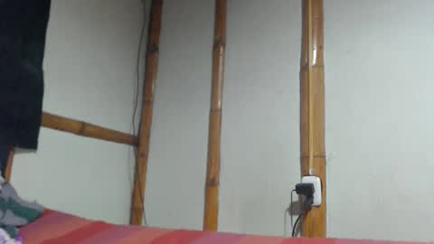 Mia  Sam online show from June 2, 7:05 pm