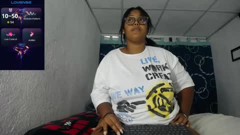 miajoseph_ online show from May 5, 3:03 am