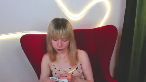 miakimiko online show from May 6, 2:40 am