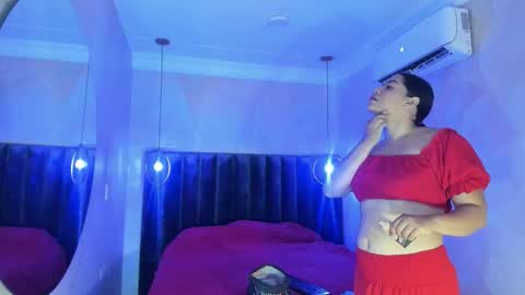 Mia 3 online show from February 22, 3:07 am