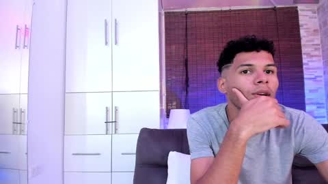 Mia online show from January 23, 6:56 pm