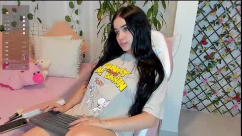 mia 600am-1000am Colombia time online show from December 19, 10:10 pm