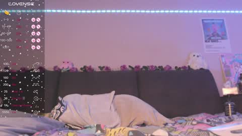 Snapshot of miamiameow chatting on January 30, 5:49 pm Mia online show from January 30, 5:49 pm