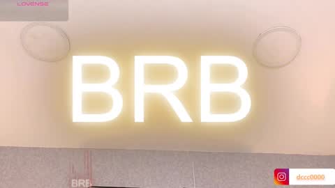 Mia  online show from January 27, 3:28 pm