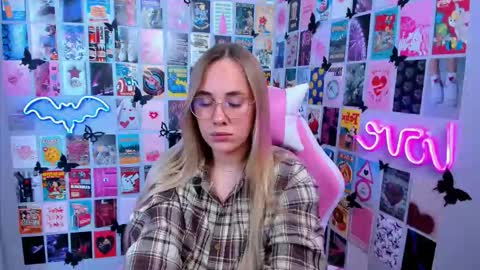 miamilas online show from September 9, 5:12 pm