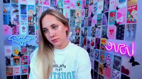 miamilas online show from September 11, 9:26 pm