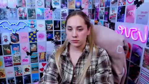 miamilas online show from October 7, 5:32 pm