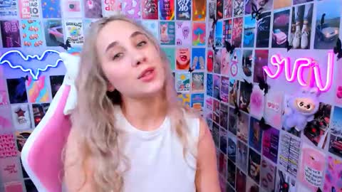 miamilas online show from December 16, 2:11 pm