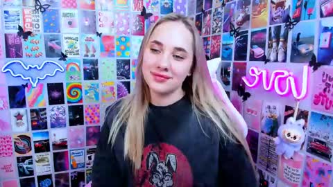 miamilas online show from May 6, 2:44 pm