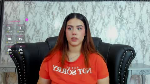 Snapshot of miamontoya chatting on January 21, 9:46 pm Mia   -5 7001400 Follow  online show from January 21, 9:46 pm