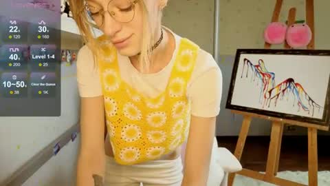 MiaMoon online show from June 23, 1:53 pm