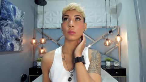 Mia Morgann online show from January 16, 12:09 pm