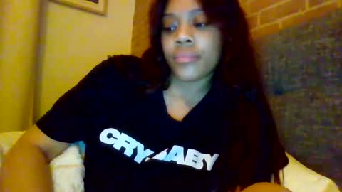 Snapshot of miamuffin8 chatting on October 7, 11:46 pm MiaMuffn online show from October 7, 11:46 pm