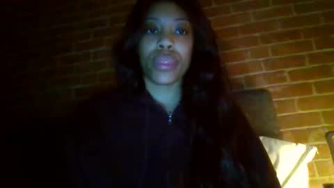 Snapshot of miamuffin8 chatting on October 21, 9:43 am MiaMuffn online show from October 21, 9:43 am