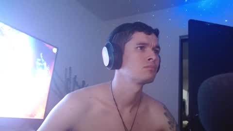 Snapshot of miaou_miaou chatting on January 13, 1:02 am miaou_miaou online show from January 13, 1:02 am