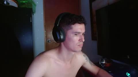 Snapshot of miaou_miaou chatting on February 6, 12:00 am miaou_miaou online show from February 6, 12:00 am