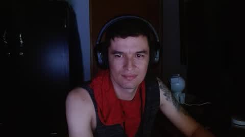 Snapshot of miaou_miaou chatting on February 10, 11:13 pm miaou_miaou online show from February 10, 11:13 pm