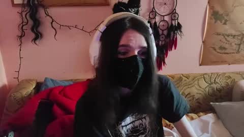 Snapshot of miaowhowl chatting on February 2, 1:54 pm Kristien online show from February 2, 1:54 pm