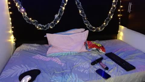 Mia Peyton   online show from December 30, 7:21 pm