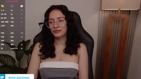 MIAPORTMANN online show from March 4, 12:22 pm