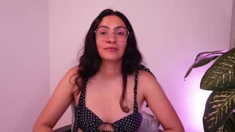 Snapshot of miaportman chatting on June 25, 1:38 am MIAPORTMANN online show from June 25, 1:38 am