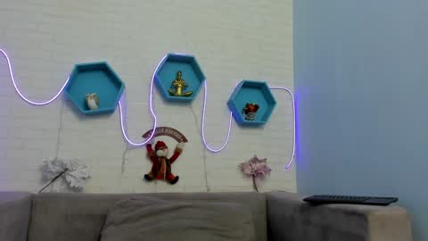 Snapshot of miaquevedo chatting on January 5, 3:34 pm Mia Quevedo online show from January 5, 3:34 pm
