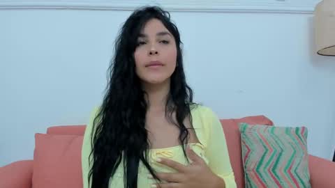 Snapshot of miaquevedo chatting on September 24, 11:35 am Mia Quevedo online show from September 24, 11:35 am