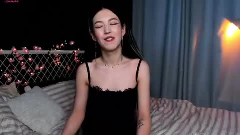 Snapshot of miarielle chatting on July 2, 5:19 pm Liz online show from July 2, 5:19 pm