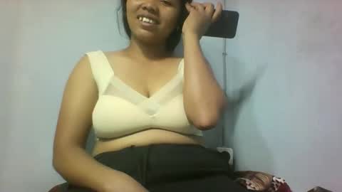 miarii online show from October 20, 5:57 pm