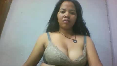 miarii online show from March 27, 8:37 am