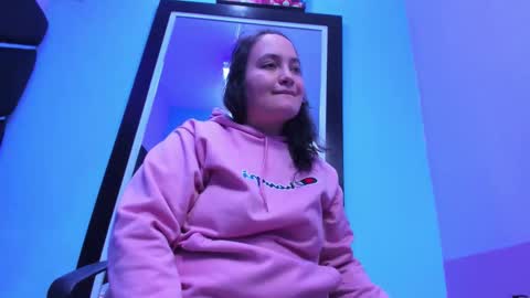 MiaRouse online show from April 20, 1:25 pm