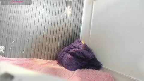 miasalazar9 online show from April 28, 2:27 am