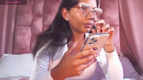 miasaandovaal 22 online show from January 8, 9:01 pm