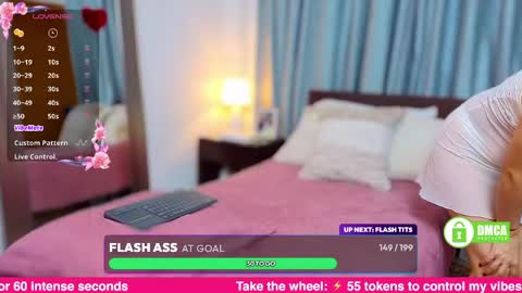 miasiren online show from May 19, 1:11 am
