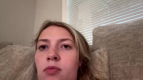 Snapshot of miasmith_001 chatting on June 8, 10:43 pm miasmith_001 online show from June 8, 10:43 pm