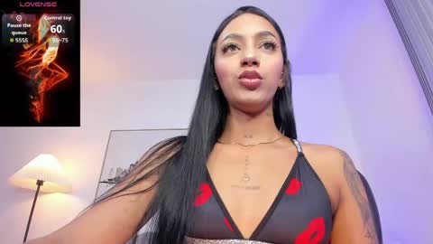 Snapshot of miavegas1 chatting on May 19, 2:29 am Mia Vegas online show from May 19, 2:29 am