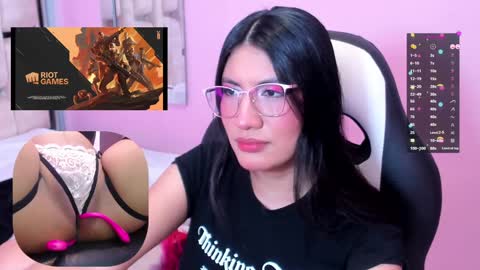 mia online show from January 17, 5:00 am