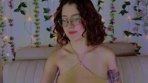 Mia winx  online show from December 2, 1:22 am