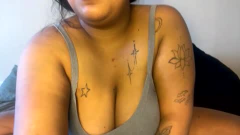 Snapshot of miaya8k chatting on October 31, 6:42 pm Princessmya online show from October 31, 6:42 pm