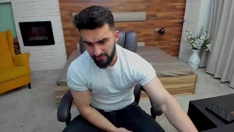 Snapshot of micahlane chatting on February 2, 5:17 am MicahLane online show from February 2, 5:17 am