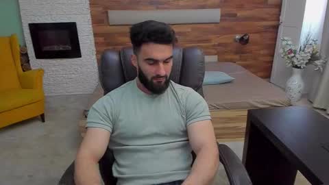 Snapshot of micahlane chatting on February 20, 6:26 am MicahLane online show from February 20, 6:26 am