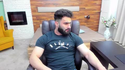 Snapshot of micahlane chatting on March 2, 5:41 am MicahLane online show from March 2, 5:41 am