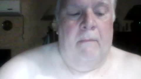 Snapshot of mich1962 chatting on June 22, 3:47 am mich1962 online show from June 22, 3:47 am