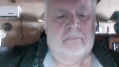 Snapshot of mich1962 chatting on June 29, 10:10 am mich1962 online show from June 29, 10:10 am