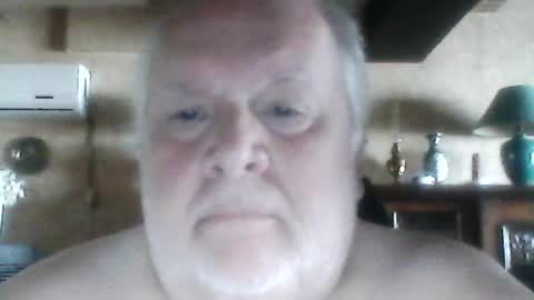 Snapshot of mich1962 chatting on July 1, 7:54 am mich1962 online show from July 1, 7:54 am