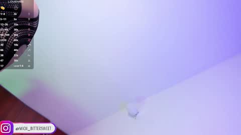         online show from January 28, 8:47 pm