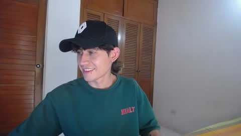 Michael online show from June 16, 8:22 pm