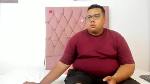 Micky and Sharon online show from September 19, 4:47 am