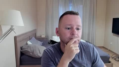 Snapshot of michael_birkin chatting on March 15, 4:07 am Michael Birkin online show from March 15, 4:07 am