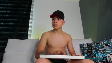 Michael Boy online show from October 17, 8:33 pm